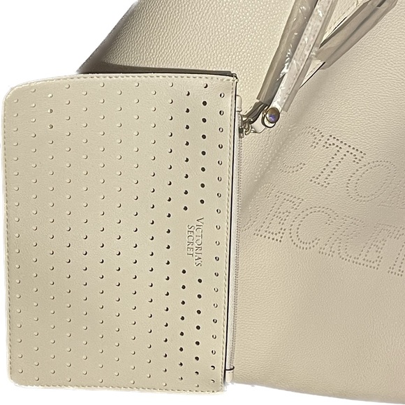 Victoria’s Secret Tote Bag with Makeup Case - Picture 3 of 7